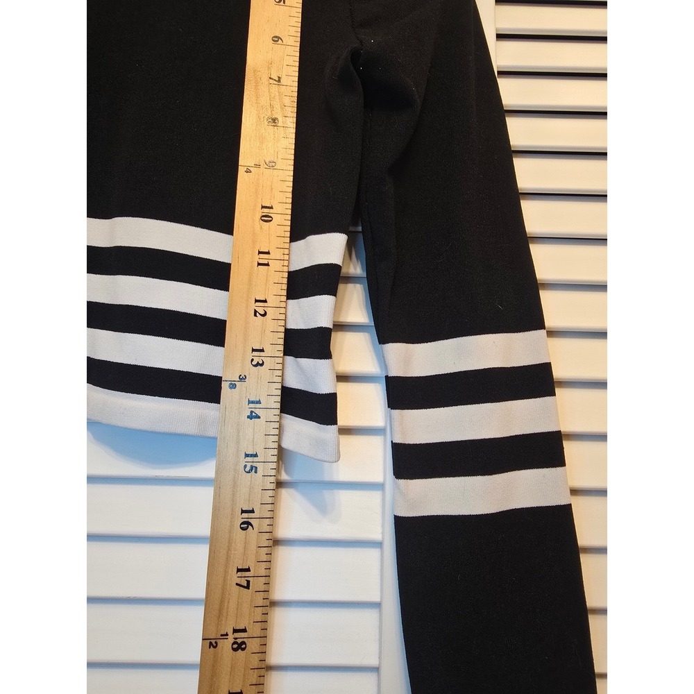 FREE PEOPLE Movement Triumph Stripe Crop Top Women's Medium Black Athleisure Y2K - Picture 11 of 13